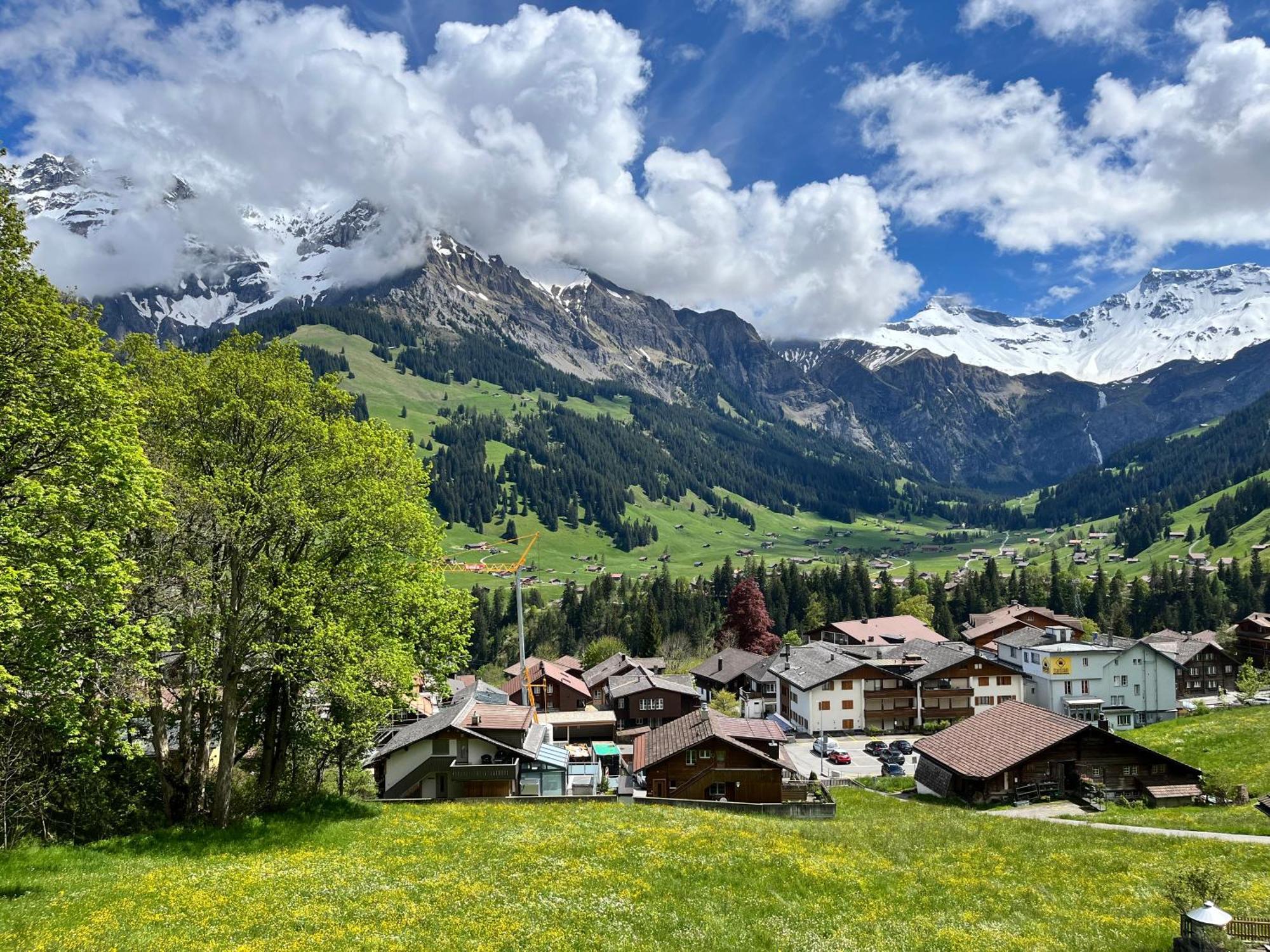 Zentrale, Gemuetliche Im Schweizer Stil I Bergblick